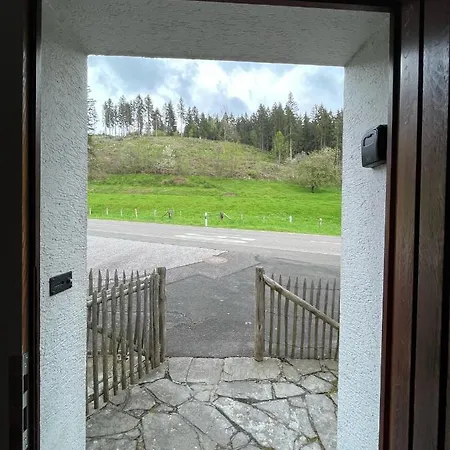 Lochhof Zwei - Eifelurlaub Mit Farmcharme بيت للعطل هيلينثال
